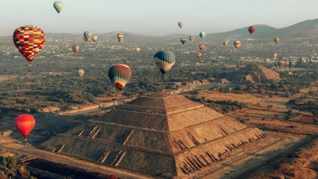 GLOBO AEROSTÁCTICO A TEOTIHUACÁN